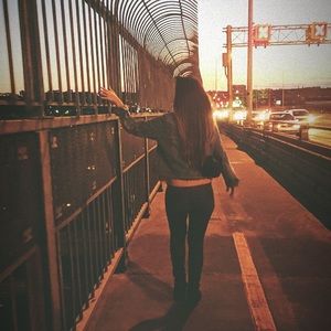 Meet your Posher, Mounira